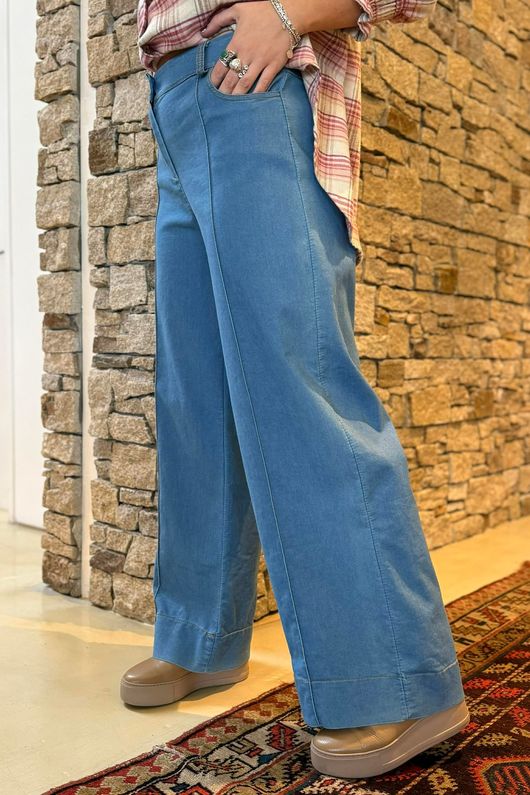 Brynn Wide Leg Jeans Mid Denim 